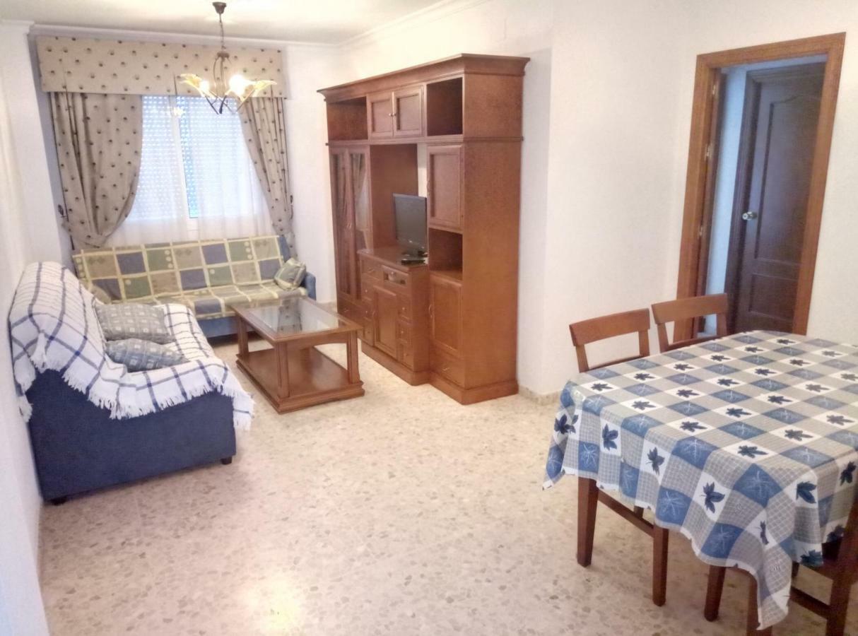 Apartamento Villamartin, Tranquilo Y Con Parking Conil De La Frontera Buitenkant foto